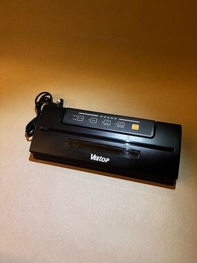 VeeTop Black Vacuum Sealer Machine